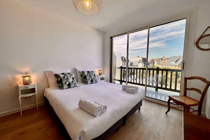 Gîte pour 2 personnes, avec balcon dans Office De Tourisme De Blonville Benerville Tourgeville - 3