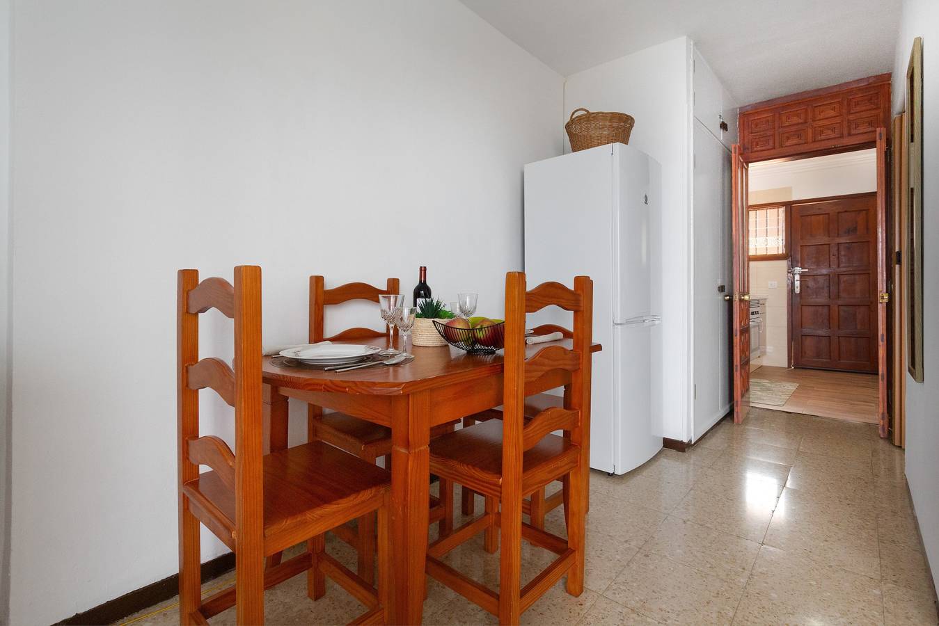 Ganze Wohnung, Ferienwohnung 'Vista Al Mar' mit Meerblick, privatem Garten und Wlan in San Marcos, Teneriffa Nord