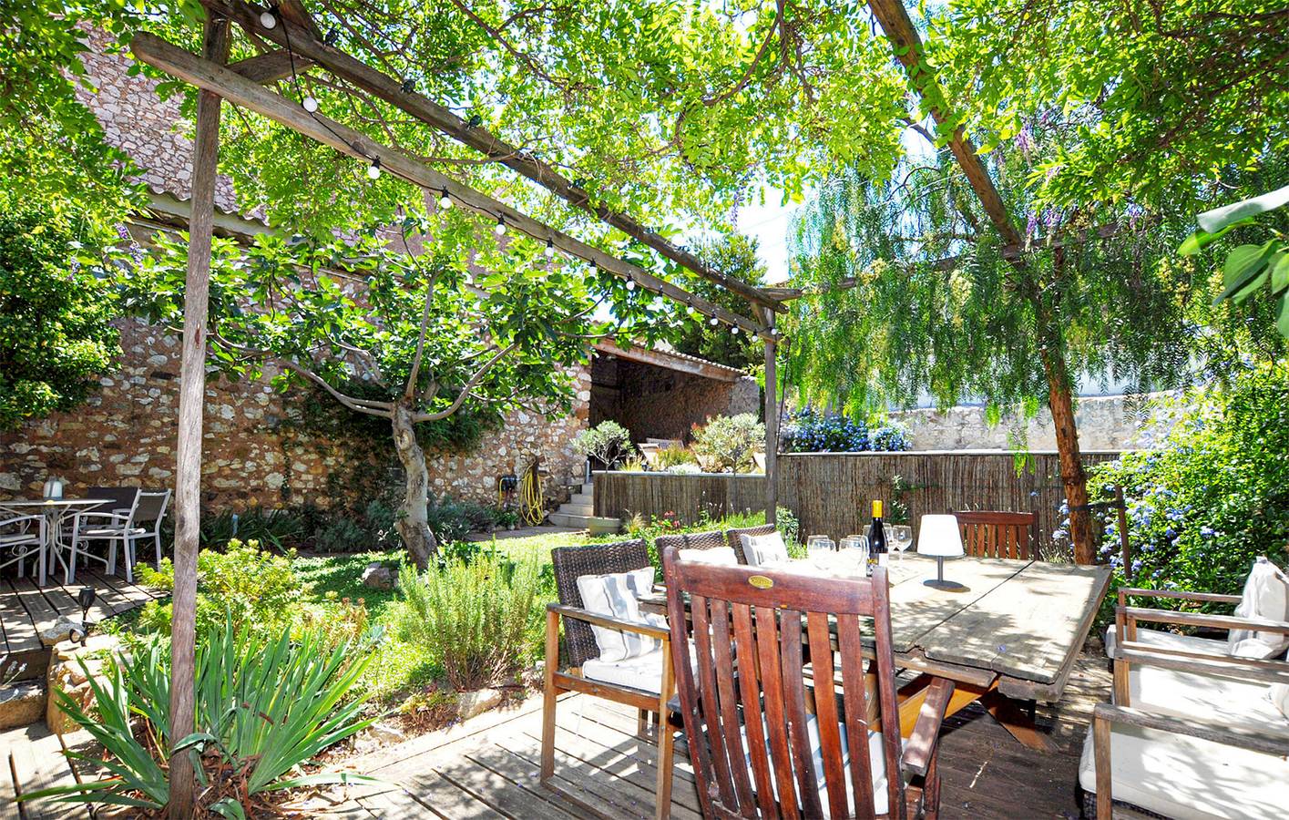 Gemütliches Apartment mit Pool & Terrasse | Parkplatz | WiFi | Nähe Stadtzentrum in Thézan-des-Corbières, Mittelmeerküste (Frankreich)