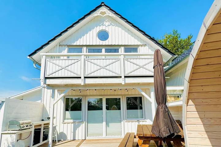 Ferienhaus für 7 Personen, mit Sauna und Balkon sowie Garten