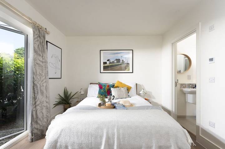 6 The Dunes -  Short walk to the beach - Hot Tub - Free Wi-Fi in Cornwall