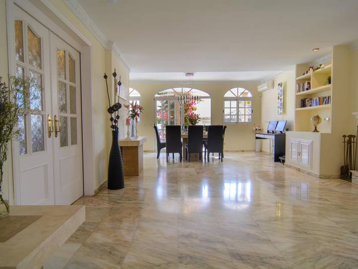 Ferienhaus für 12 Personen, mit Pool und Meerblick sowie Garten, kinderfreundlich in Marbella - 4