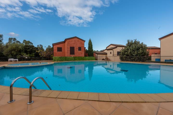 Apartamento de vacaciones para 4 personas, con piscina y terraza - 1