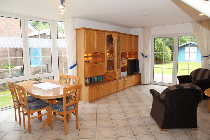 Ferienhaus für 5 Personen, mit Terrasse und Garten in Norden - 4