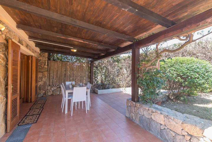 Villa 'Andrea - Palau' con terrazza privata in Palau (villaggio), Palau (Sardegna)