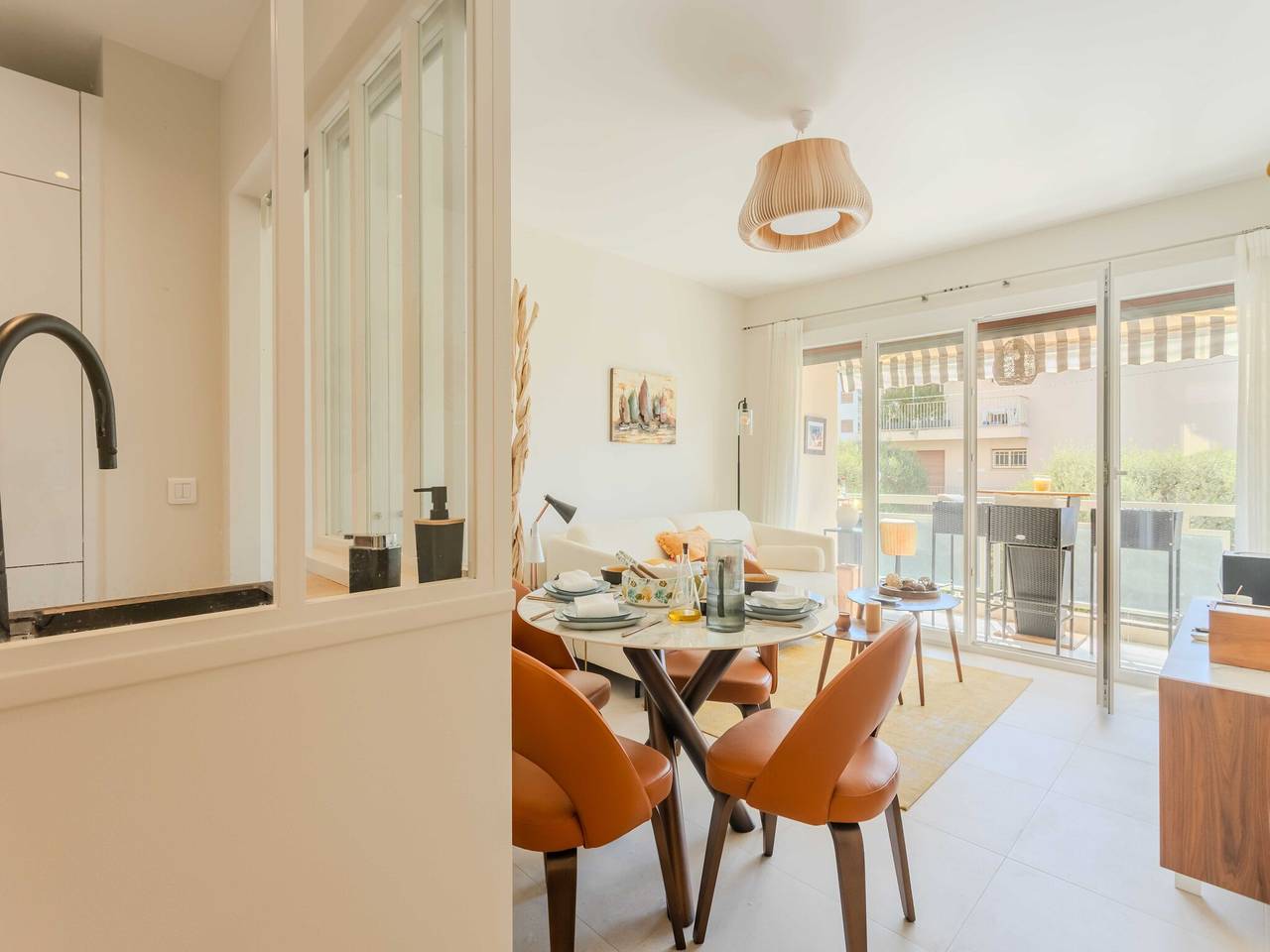 Appartement entier, Appartement lumineux et climatisé avec vue sur mer - Antibes in Antibes, Côte méditerranéenne (France)