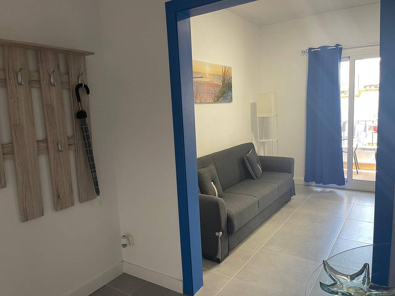 Entire apartment, Apartment 'De Playa' with Sea View, Balcony and Air Conditioning in Calafell, Costa Dorada