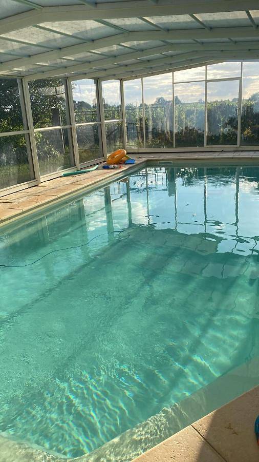 Location de vacances pour 6 personnes, avec vue ainsi que jardin et piscine à Lalande-de-Pomerol - 2