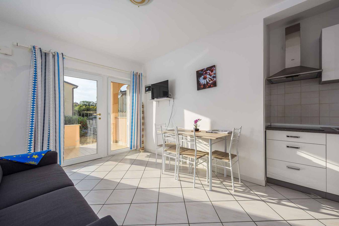 Ganze Ferienwohnung, Ferienwohnung mit Klimaanlage in der Nähe des Meeres  in Lovrecica, Umag und Umgebung