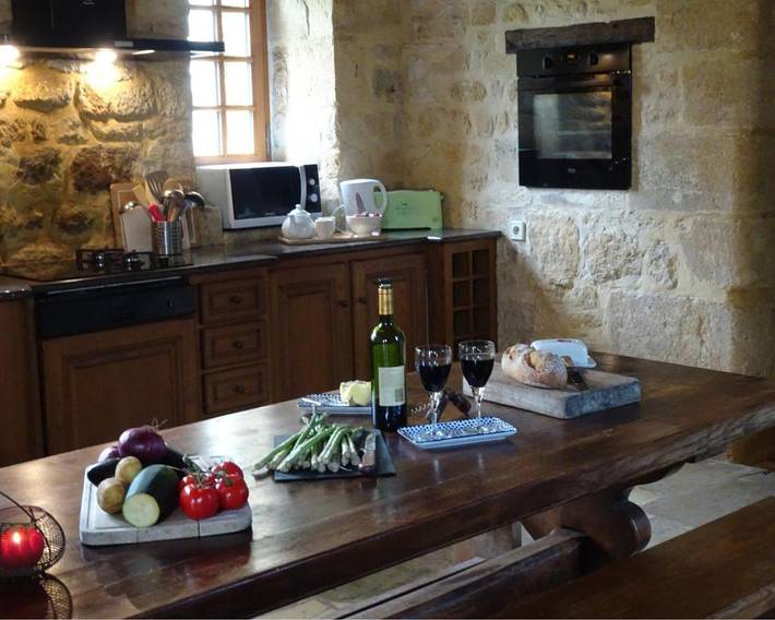 Location de vacances pour 10 personnes, avec vue et jardin à Gourdon - 2