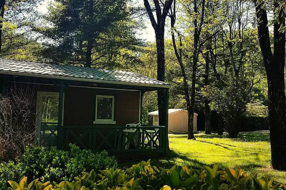 Duol 20m² 2 Ã  4 personnes - 2 pers. inclus dans le tarif in Joannas, Parc naturel régional des Monts d'Ardèche
