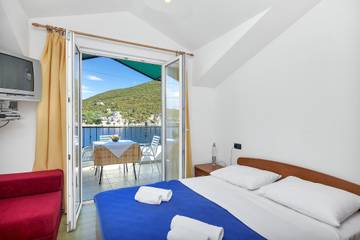 Ferienwohnung für 3 Personen, mit Balkon/Terrasse in Kroatien