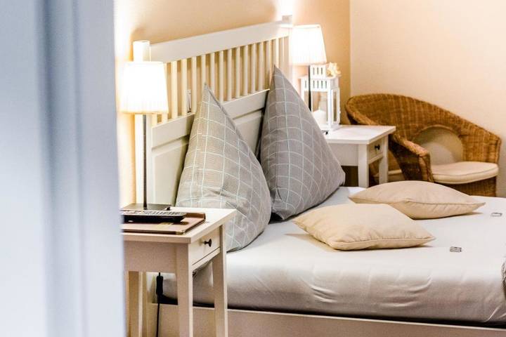 Hotel voor 5 personen, met Terras en Tuin in Neunkirchen-Seelscheid