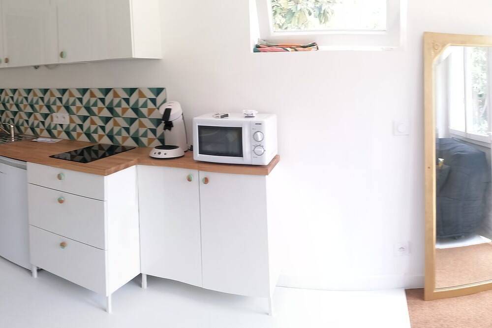 Apartamento entero, Charming studio - Terrasse - Free Parking in Montpellier, Côte d'Améthyste