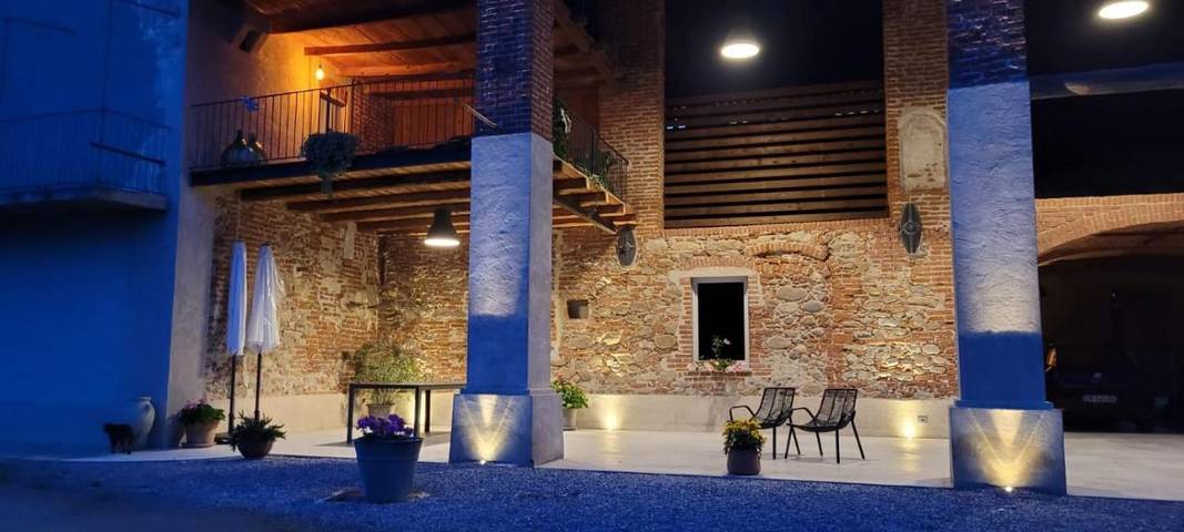 B&b per 3 persone, con Terrazza e Giardino nonché Panorama a Mondovì