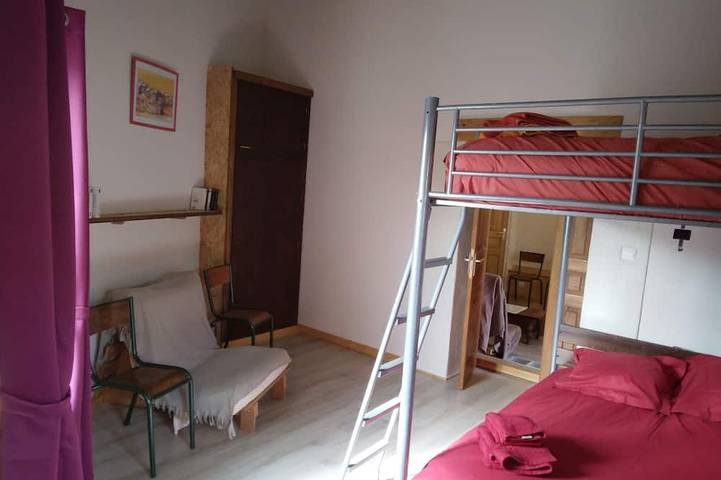 Location de vacances pour 14 personnes, avec terrasse et jacuzzi à Saint-Jean-de-Ceyrargues - 2