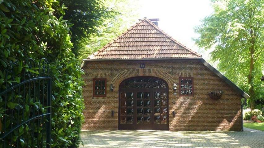 Ferienwohnung für 2 Personen, mit Sauna und Garten in Westerstede
