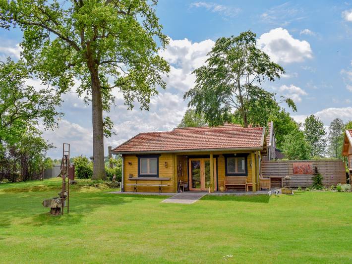 Chalet voor 2 personen, met Terras en Tuin in Limburg