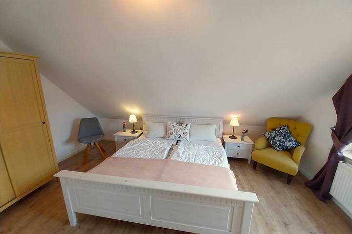 Ferienhaus für 4 Personen, mit Terrasse und Garten in Krummhörn - 2