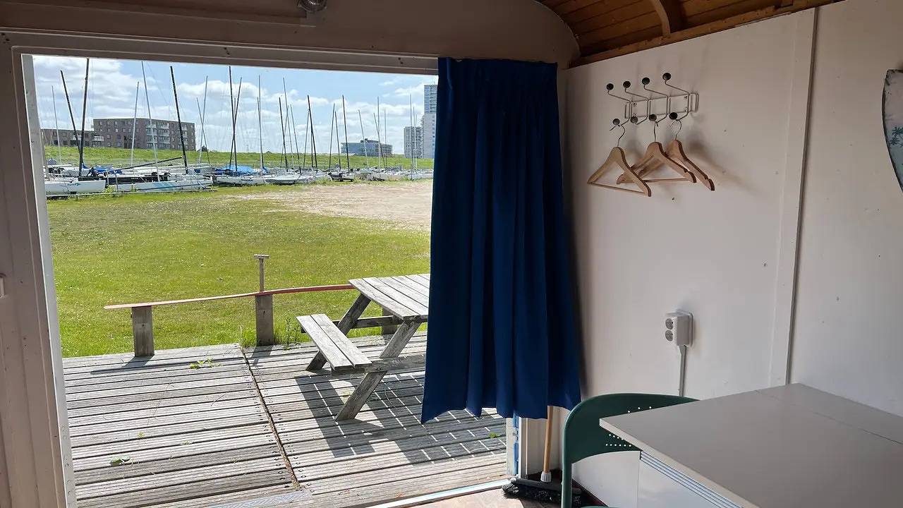 Vakantiehuis voor 3 personen met terras in Nederlandse kust