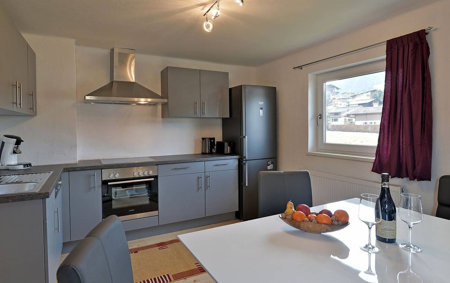 Ganze Wohnung, Gemütliches Appartement mit großer Terrasse in Kirchberg in Tirol, Kitzbüheler Alpen