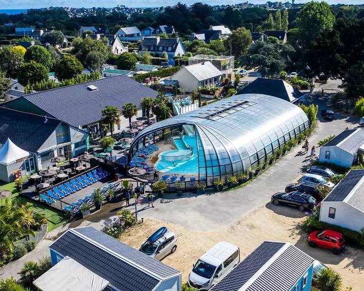 Camping pour 4 personnes, avec terrasse en Bretagne - 2