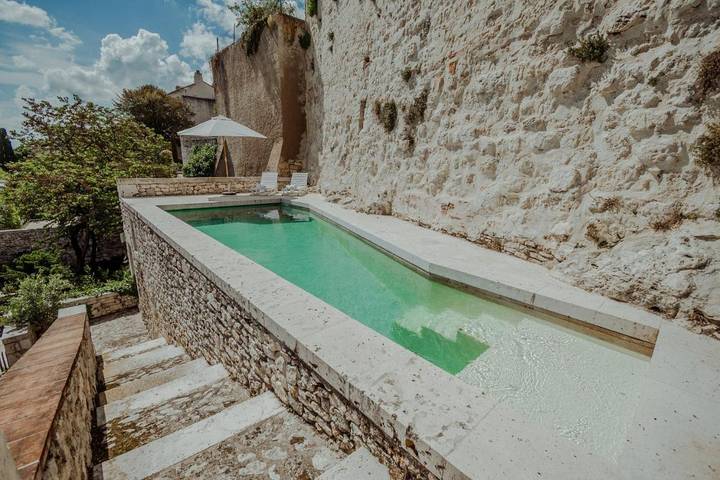 Gîte pour 5 personnes, avec vue ainsi que piscine et jardin à Lauzerte - 3