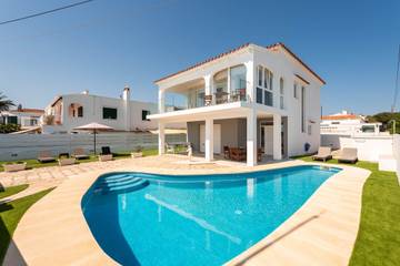 Villa in Es Mercadal, Menorcas Küste für 6 