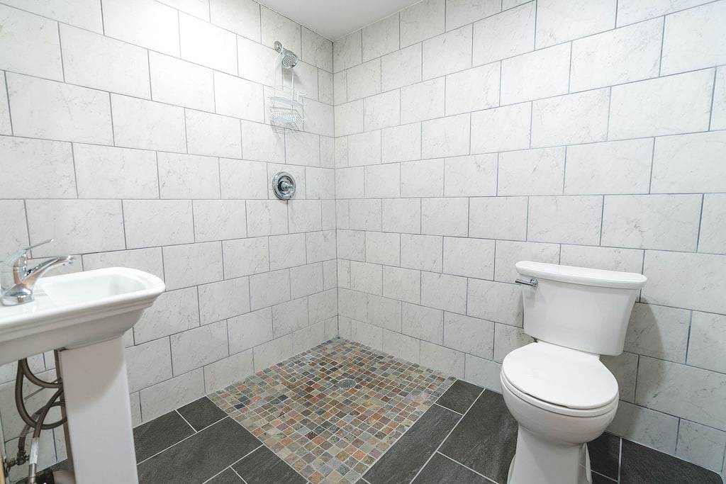 Neu! Süße kleine Hütte, Wandern, Angeln, Grillen, Feuerstellen und Picknicktische in Matanuska-Susitna