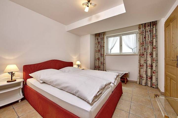 Hütte für 9 Personen, mit Garten und Terrasse in Garmisch-Partenkirchen - 4