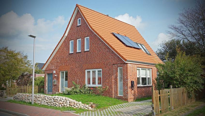 Ferienhaus für 6 Personen, mit Terrasse und Garten sowie Sauna in Garding