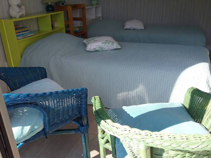 2chambres d'hôtes les Hiboux - Chambre lits simples in Cluny, Région de Mâcon