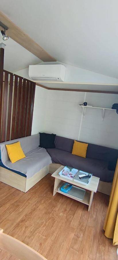 Camping pour 4 personnes, avec vue et jardin à Marseillan - 2