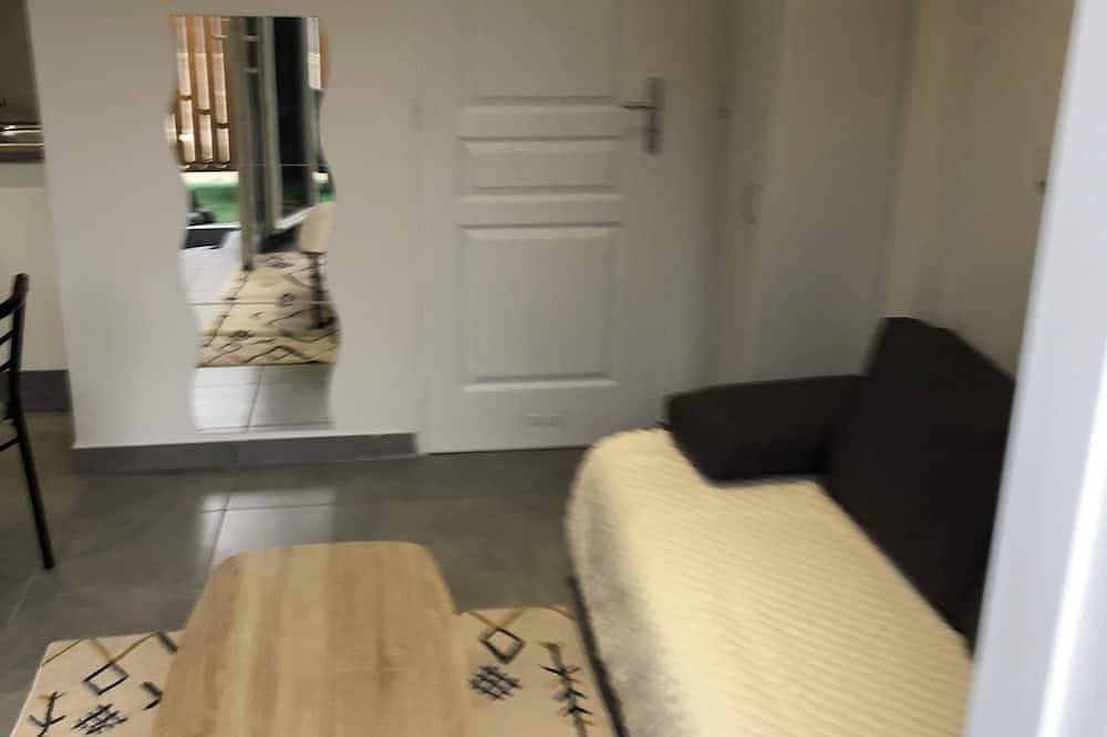 Apartamento entero, A5 minute train station with all amenities nearby in Gagny, Sena-Saint Denis
