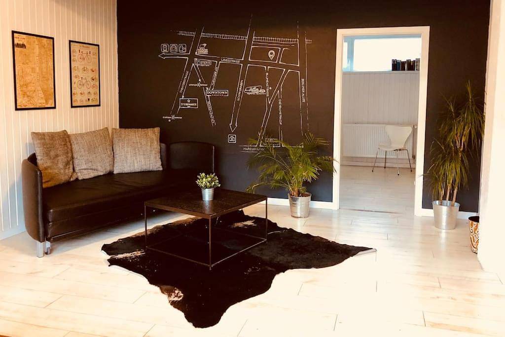Ganze Wohnung, City-Loft with rooftop terrace - 19 persons in Hannover Mitte, Hannover