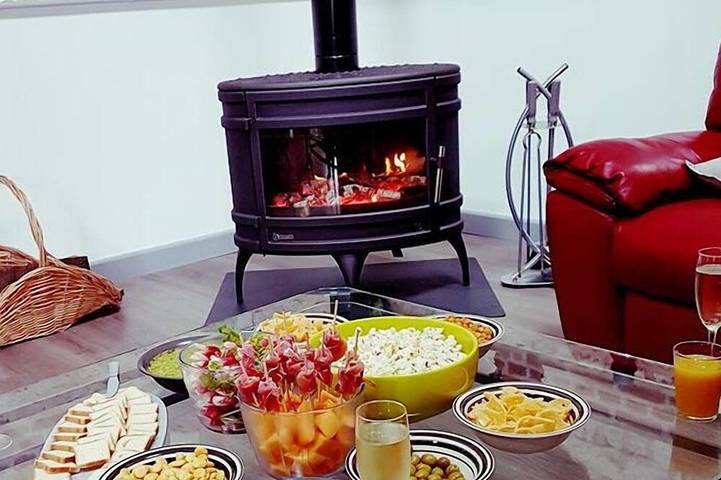 Location de vacances pour 6 personnes, avec terrasse ainsi que piscine et jardin à Saint-Aubin-Routot