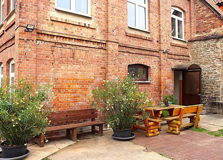 Ferienwohnung, mit Terrasse und Garten sowie Ausblick