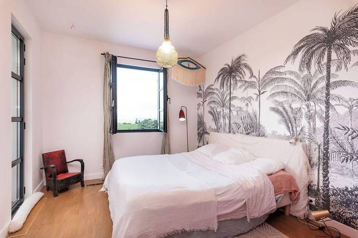 L’Intemporel – Bright family home with exceptional pool and view in Limonest, Lyon region