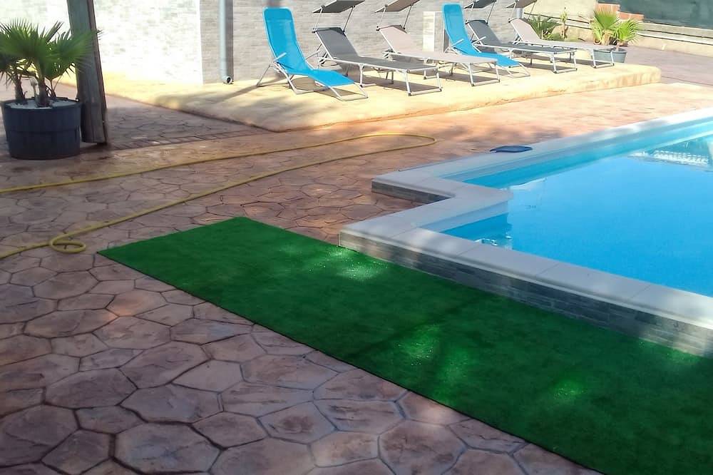 Homerez - Villa encantadora en Liria con piscina privada in Liria, Provincia de Valencia