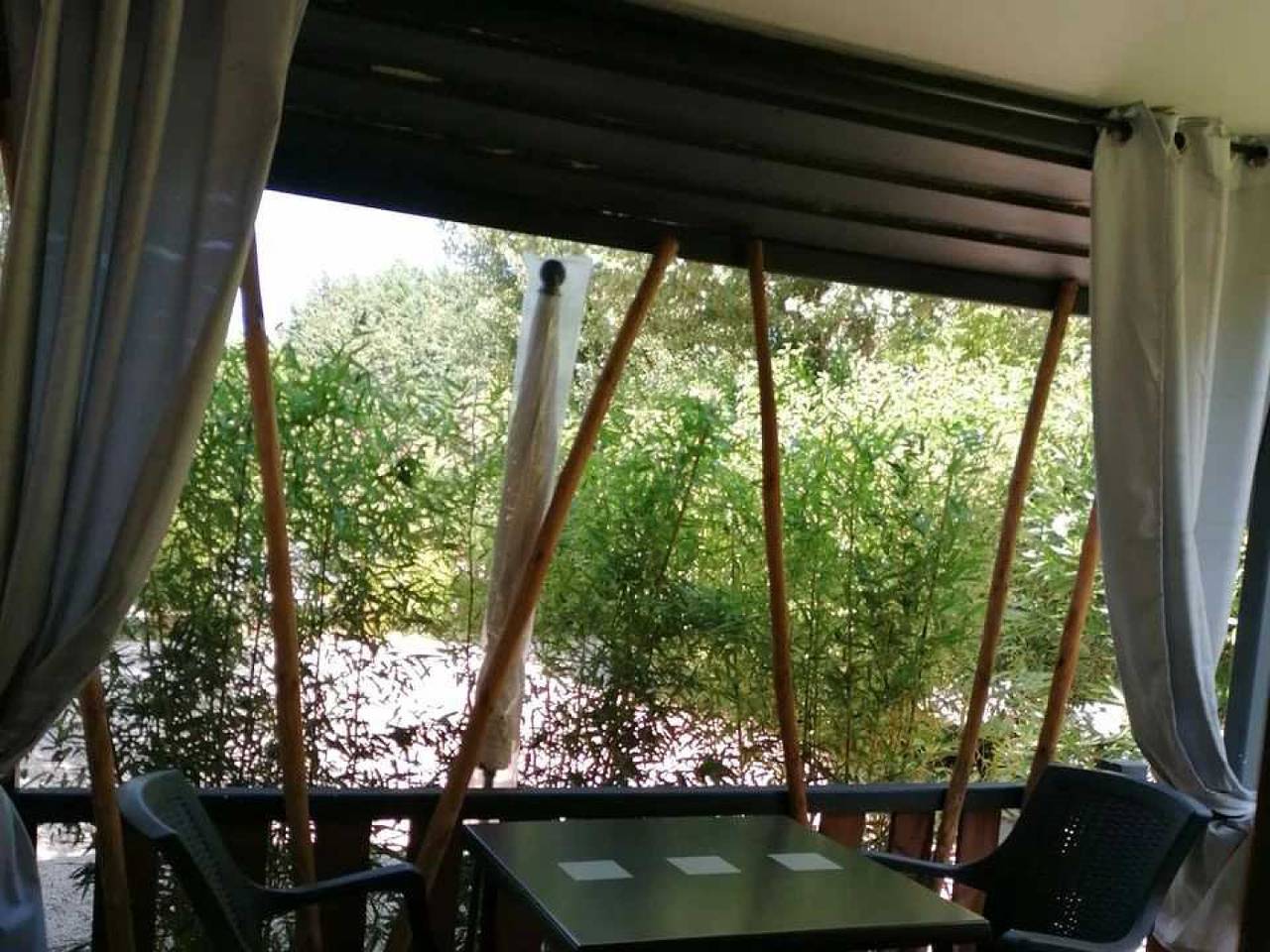 Camping 4 étoiles - Piscine  - eehf0f in Noves, Arles und Umgebung