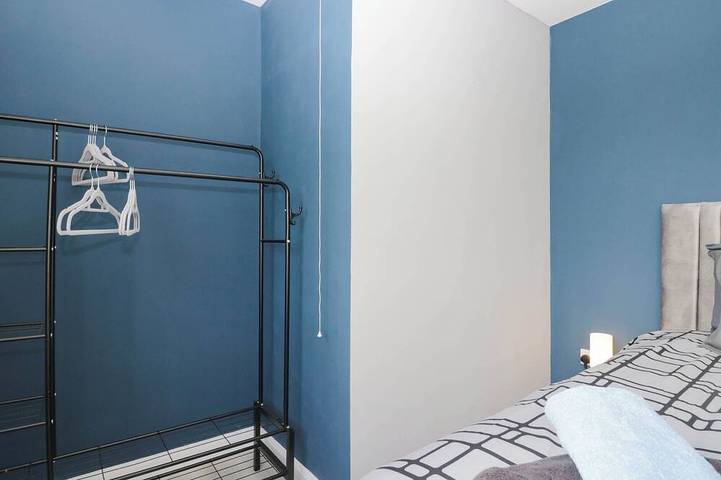 Aqueduct Residence, pet friendly, with open fire in Lancaster in Lancashire