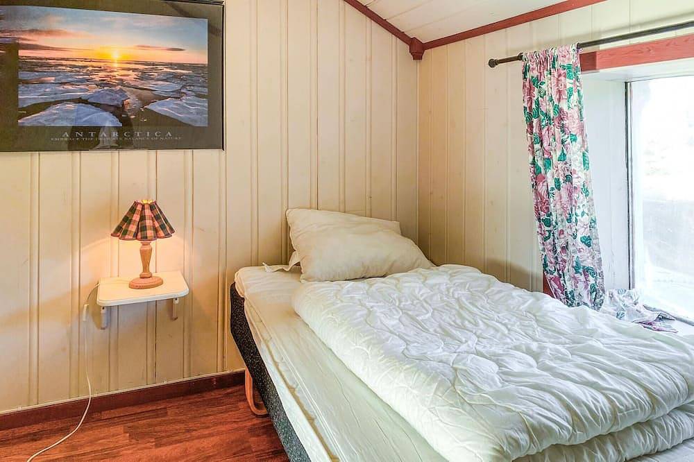 Gorgeous home in Kverva with Wifi in Frøya