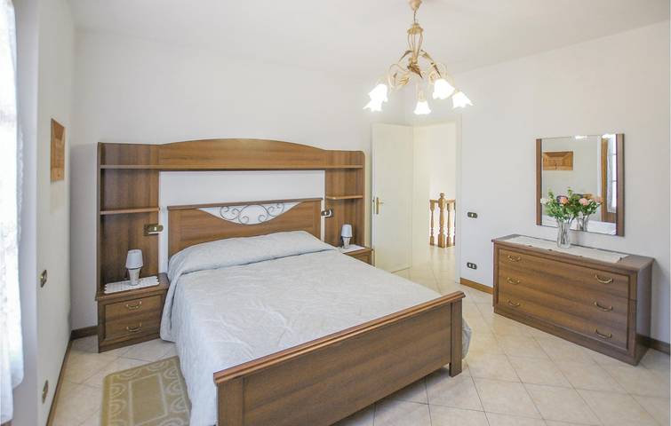 Appartement familial avec piscine et parking in Camaiore, Riviera Italienne