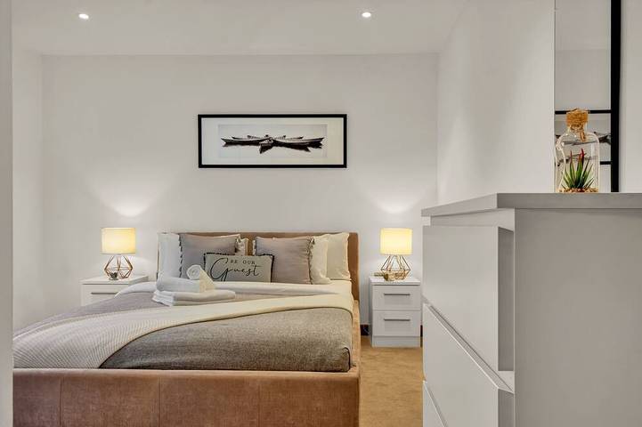 Vacation rental for 3 people, with balcony in London