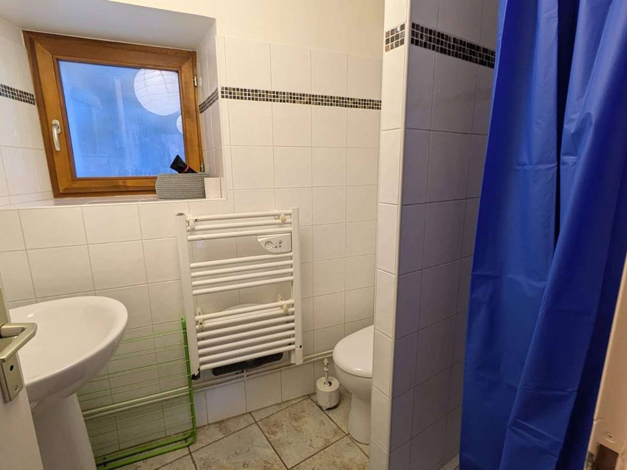 Entire apartment, Charming central T2 with parking and Wifi in Arêches, Beaufort (Rhône-Alpes)