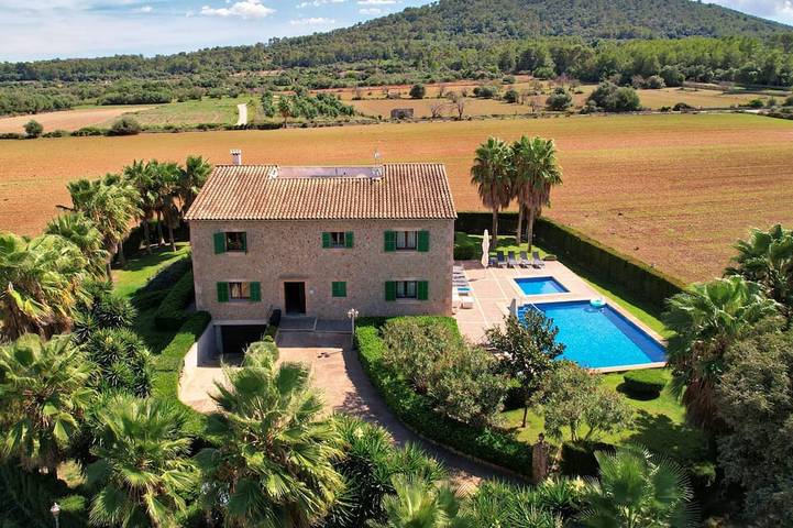 Chalet para 13 personas, con terraza y piscina - 1