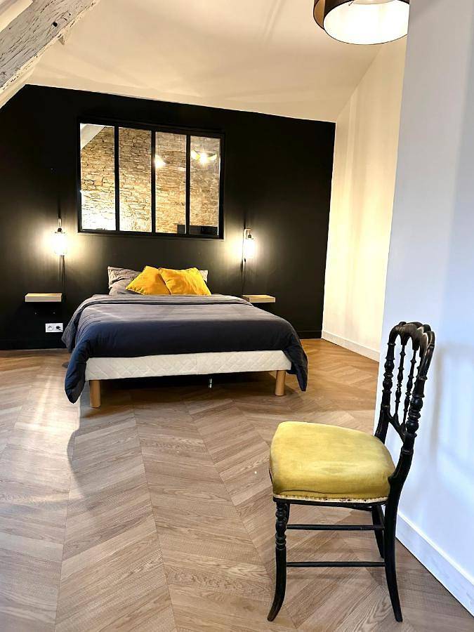 Gîte pour 2 personnes, avec Jardin à Guilliers - 2