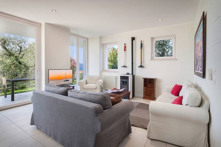 Villa für 8 Personen, mit Terrasse und Seeblick sowie Garten, mit Haustier in Bardolino - 4