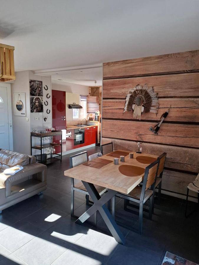 Location de vacances pour 6 personnes, avec jardin et terrasse à Eu - 4