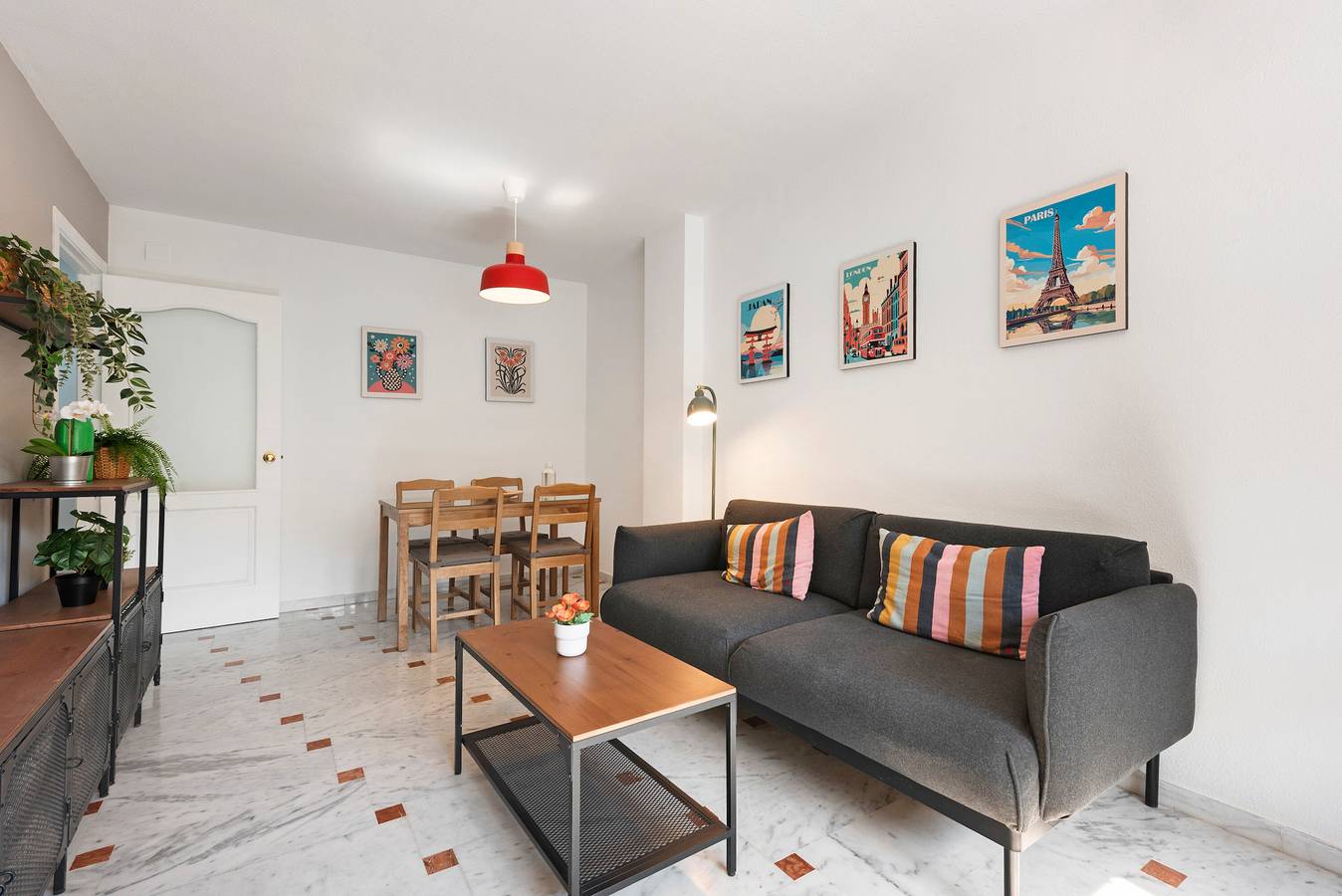 Ganze Wohnung, Apartment 'Miramar' mit privater Terrasse, Wlan und Klimaanlage in La Cala del Moral, Rincón de la Victoria